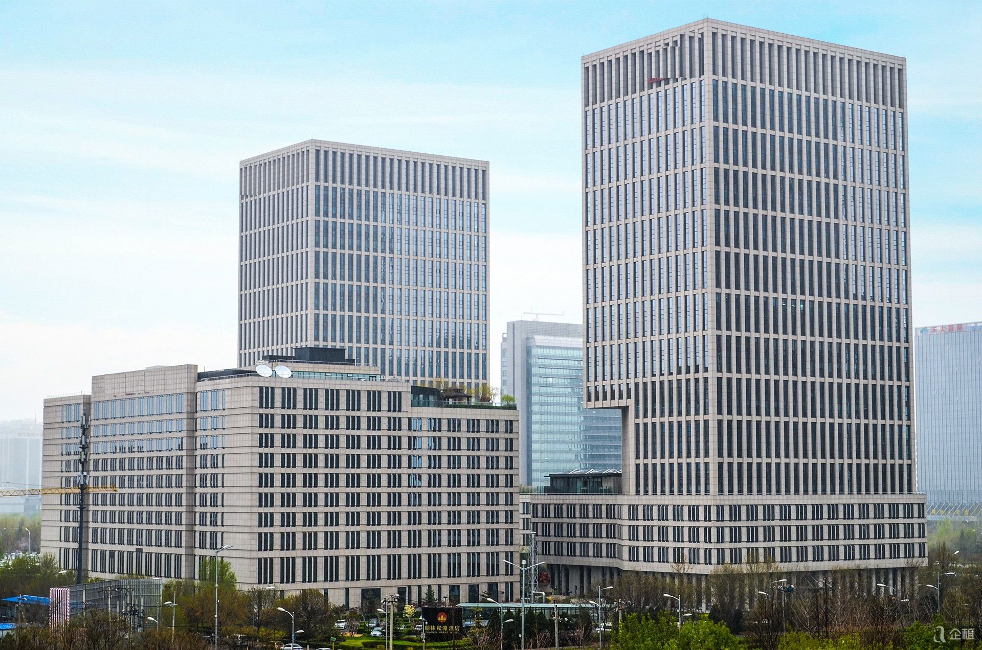 亦庄朝林广场紧邻荣京东街地铁400 600 800平灵活组合